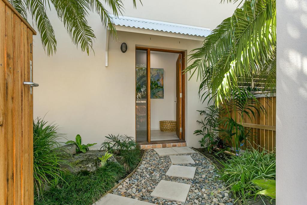 The Terraces Main Beach Aparthotel Byron Bay Exterior photo