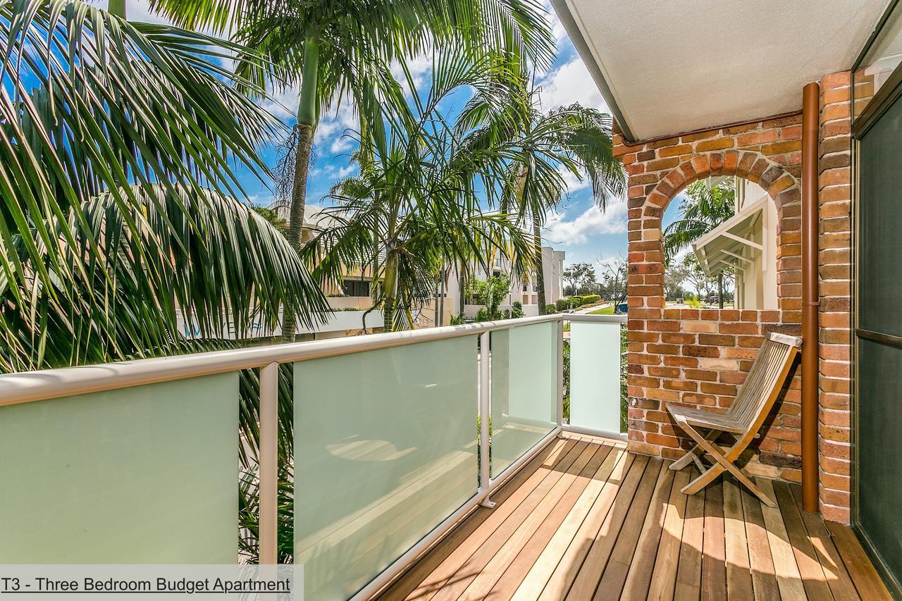 The Terraces Main Beach Aparthotel Byron Bay Exterior photo